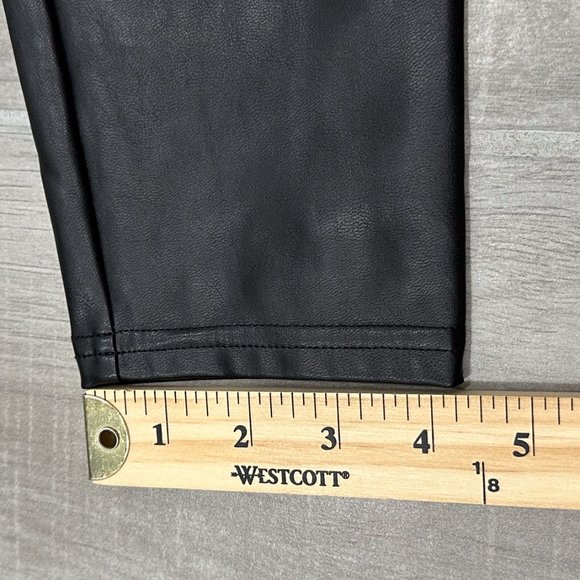 Aritzia Wilfred Free Daria Pant High-Waisted Vegan Leather Leggings in Black - Picture 13 of 15